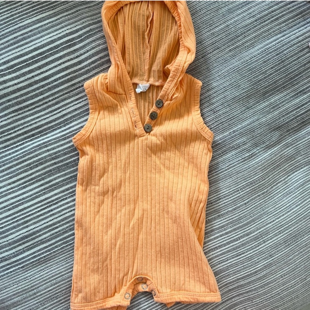 O-3 Month Romper with hood